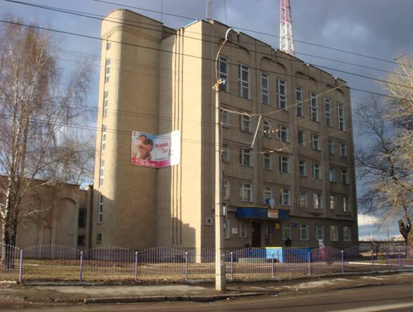 Автомобільна школа Волинської обласної організації Всеукраїнської спілки автомобілістів.